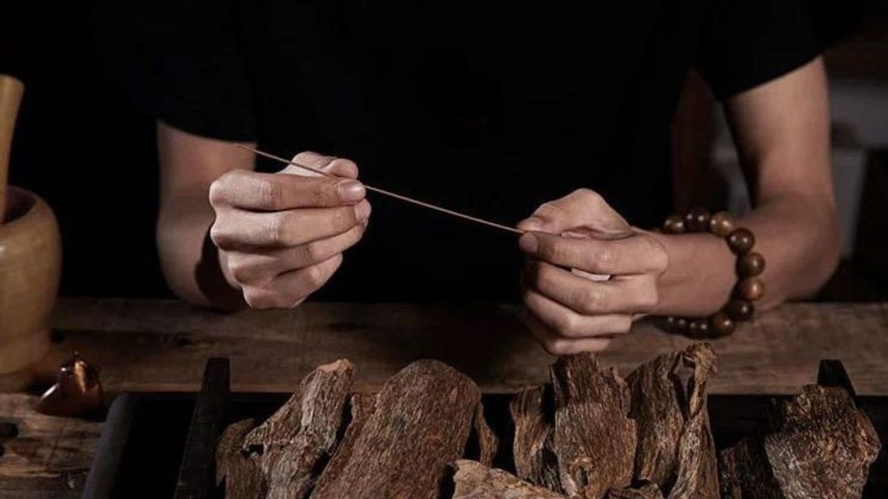 How to Match Incense Scents with Home Decor Themes